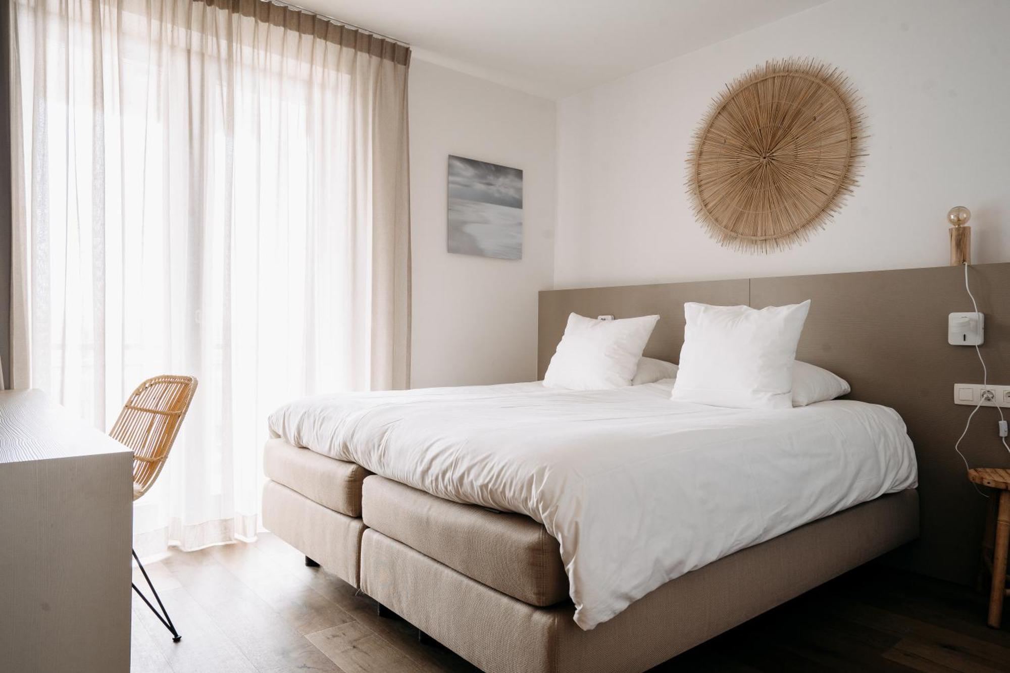 Residentie Strandhotel - Apartments With Hotel Service And Wellness กัดซันด์ ภายนอก รูปภาพ