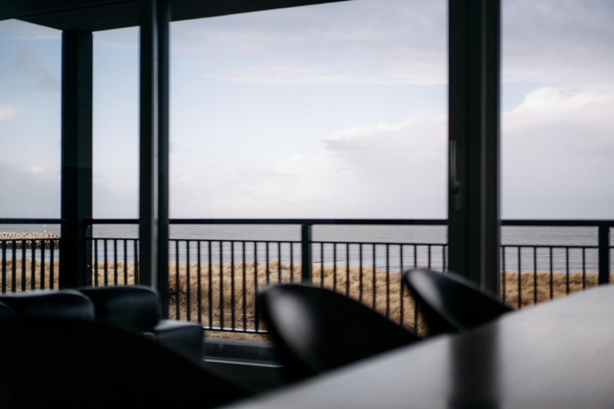 Residentie Strandhotel - Apartments With Hotel Service And Wellness กัดซันด์ ภายนอก รูปภาพ